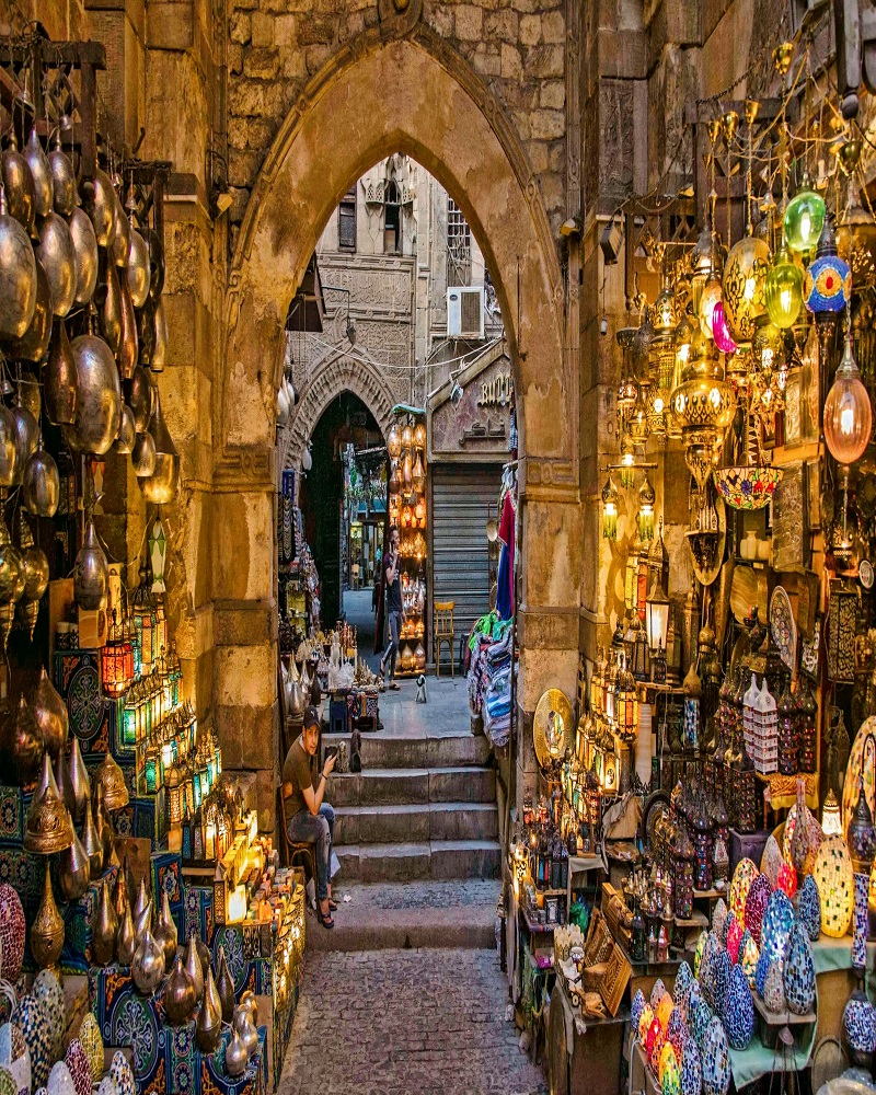 سوق خان الخليلي التاريخي في القاهرة، مصر